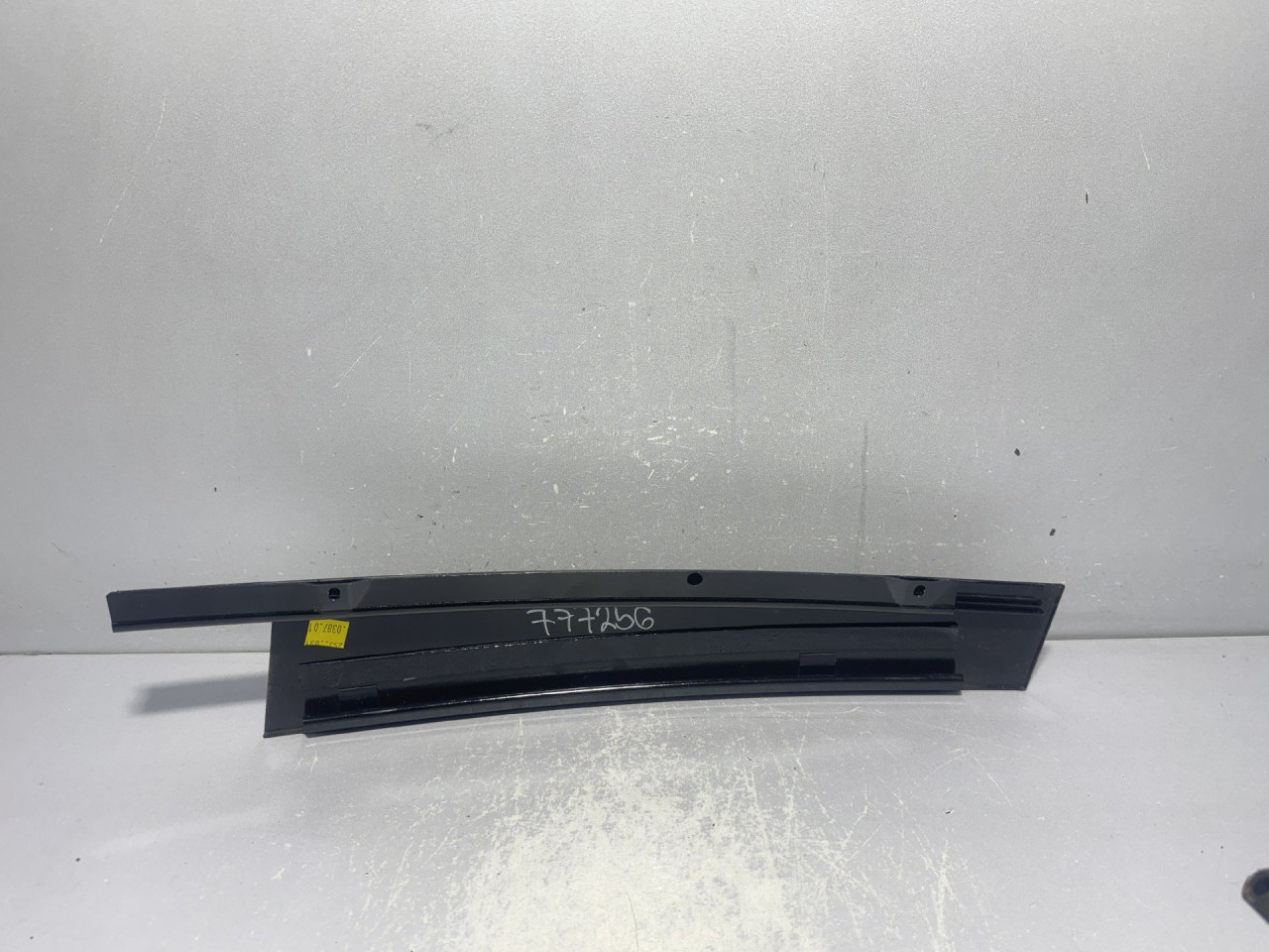 LAJSNA MERCEDES GLC (X253) > 16- X2536900387
