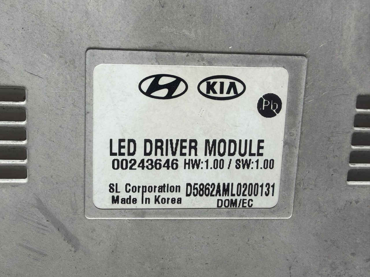 DIJELOVI BALAST FARA KIA RIO > 17- 00243646