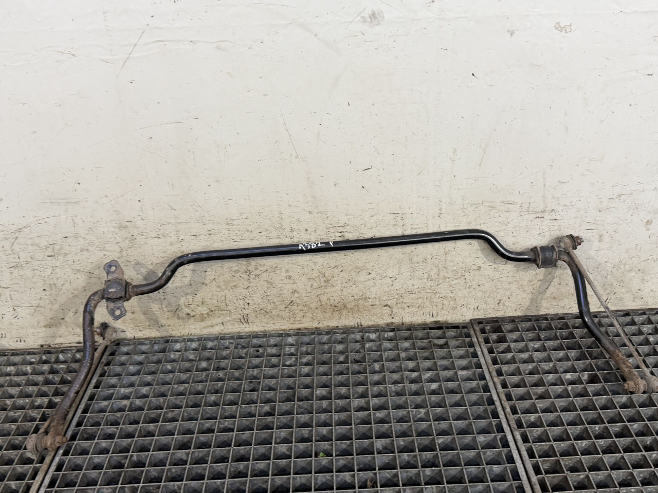 DIJELOVI BALANS STANGA DACIA DUSTER > 13-17 1.5 546116546R