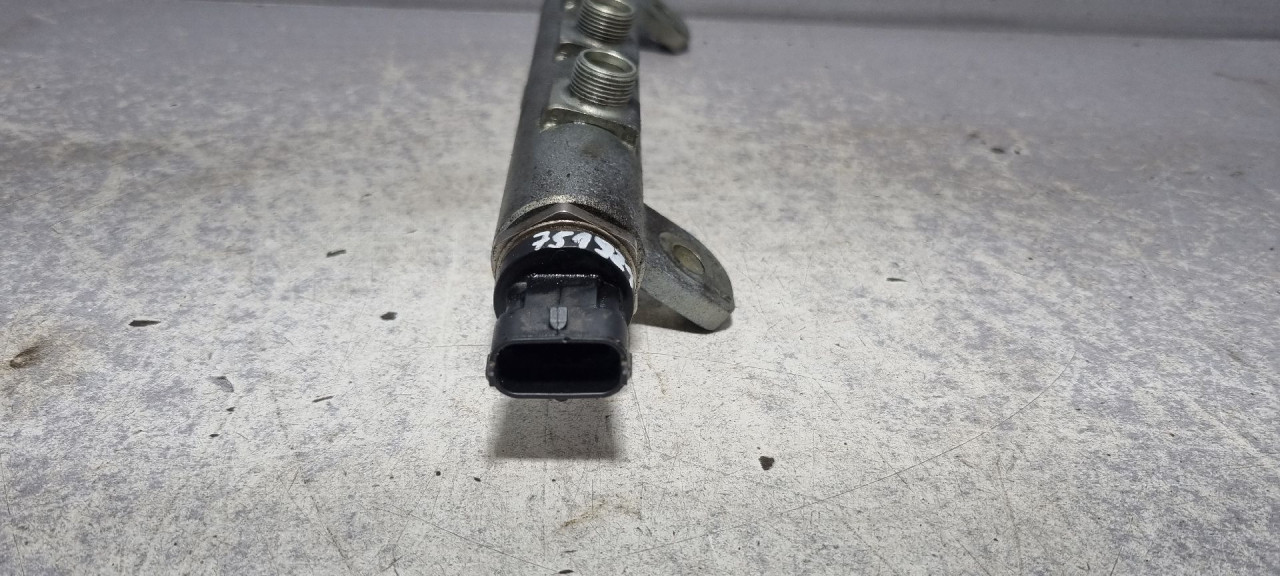 SENZOR PRITISKA GORIVA OPEL INSIGNIA > 09-13 0281002903