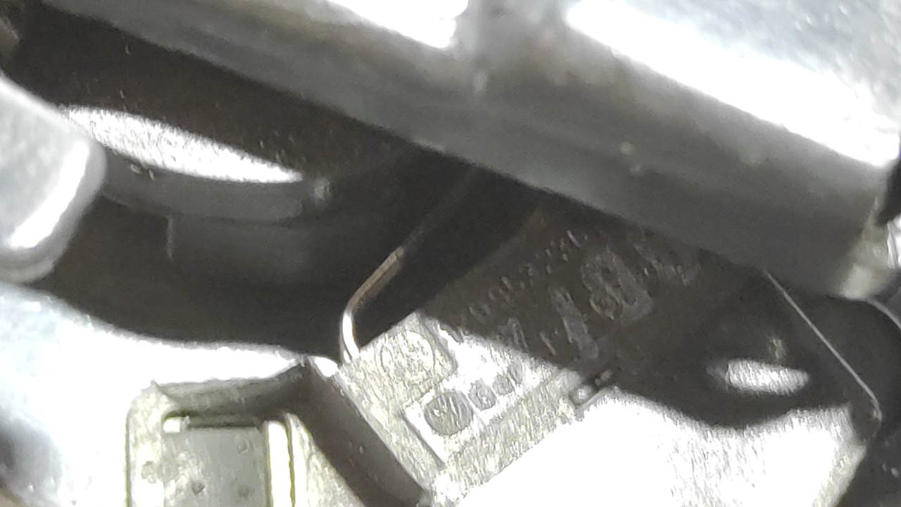 DIJELOVI BRAVA HAUBE SKODA OCTAVIA > 04-08 1Z0823509E