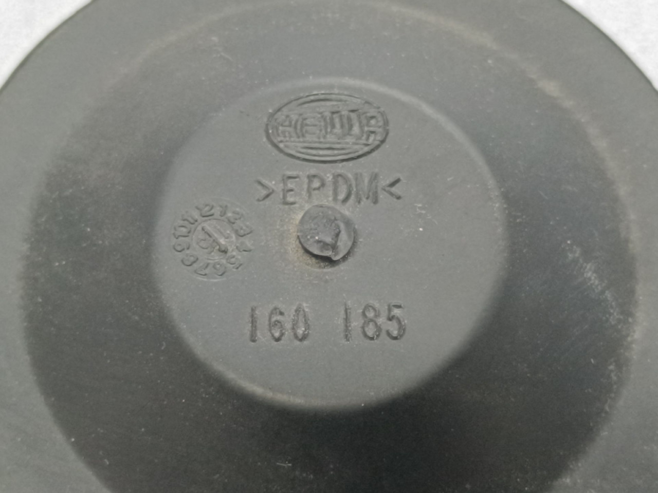 DIJELOVI POKLOPAC FARA AUDI A6 > 04-08 160185