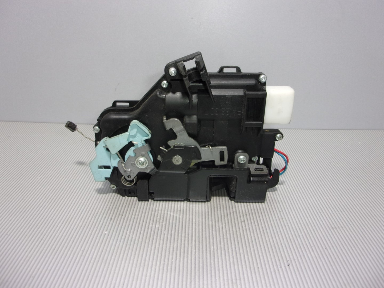 DIJELOVI BRAVA VRATA VW CADDY > 10-15 3D1837015AR