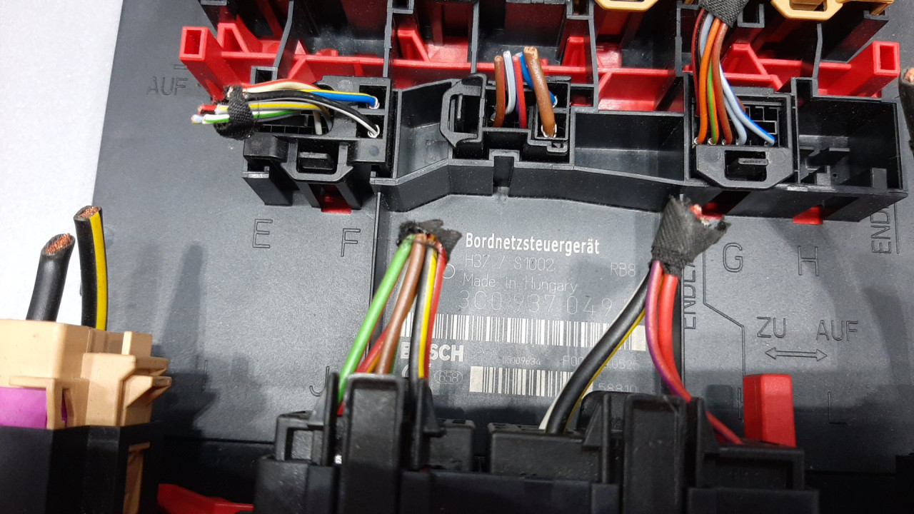 ELEKTRONIKA MODUL VW GOLF 5 > 03-08 3C0937049D