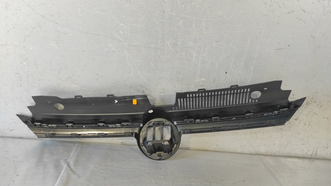DIJELOVI MASKA VW GOLF 8 > 19- 5H0853651N
