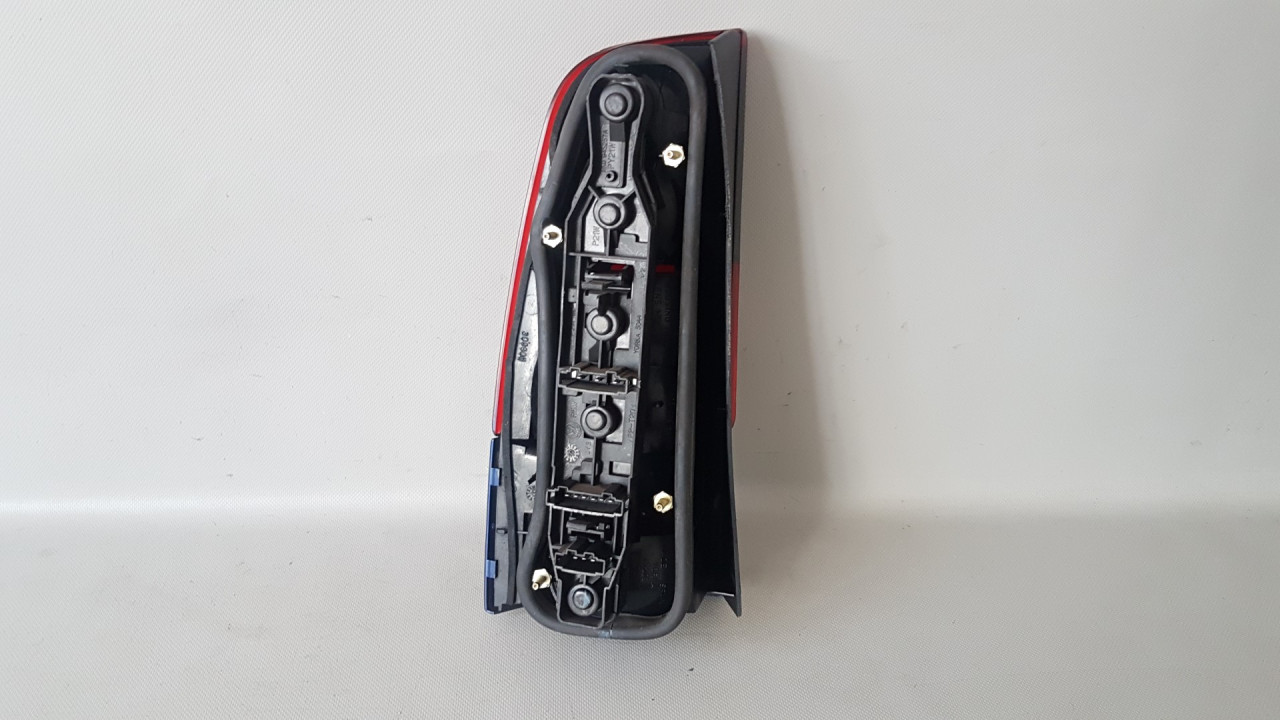 STOP SVJETLO SEAT IBIZA/CORDOBA > 99-02 30990U