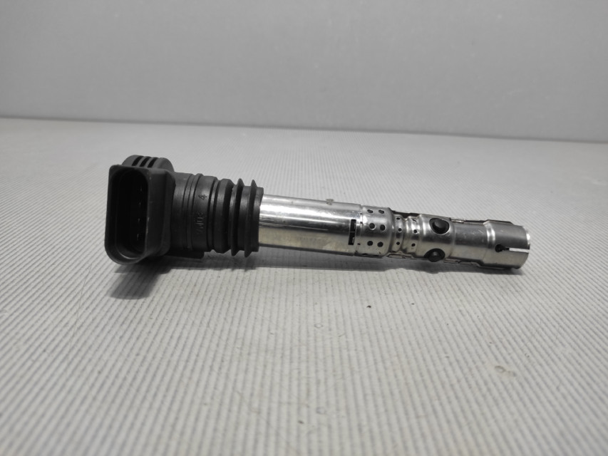 DIJELOVI BOMBINA AUDI A3 > 96-03 06A905115D