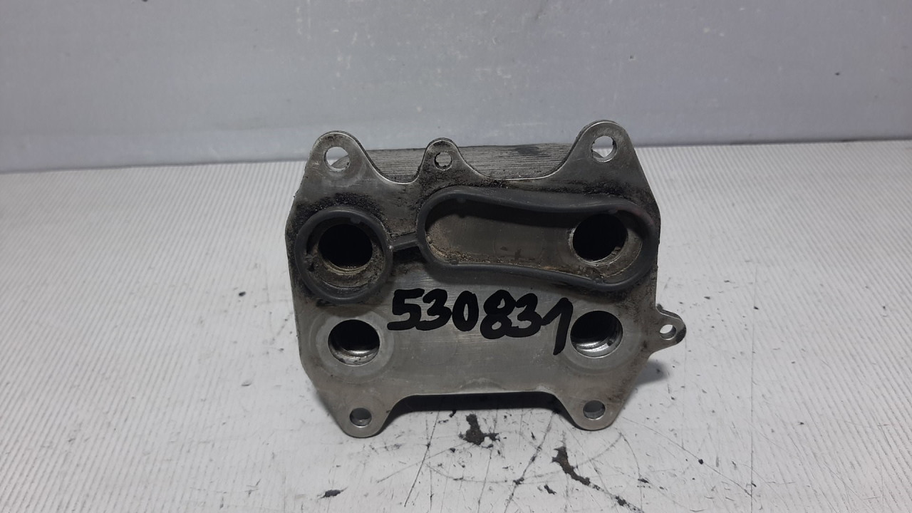 DIJELOVI HLADNJAK ULJA AUDI A3 > 08-12 03L117021C