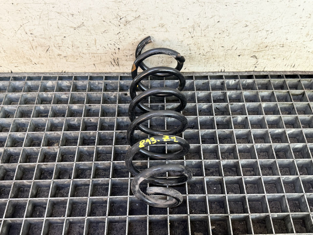 DIJELOVI OPRUGA AMORTIZERA NISSAN QASHQAI > 17-21 1.5 550204EA1B