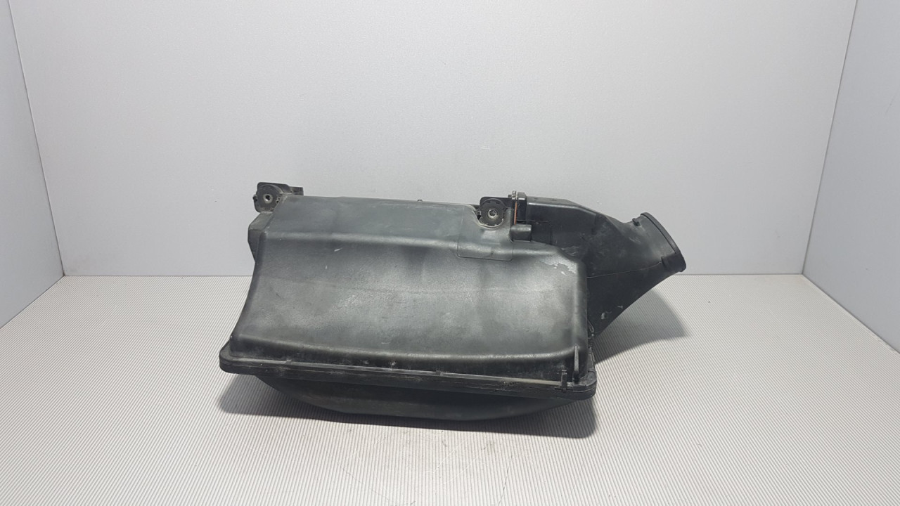 KUCISTE FILTERA ZRAKA RENAULT CLIO > 01-04 8200420871