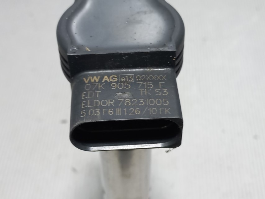 DIJELOVI BOMBINA AUDI A3 > 03-08 07K905715F