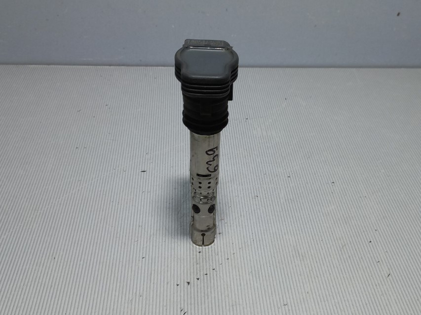 DIJELOVI BOMBINA AUDI A3 > 96-03 06A905115D