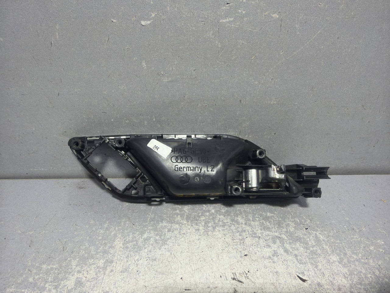 UNUTRASNJA RUCKA VRATA AUDI A3 (8V1/8VA) > 12-16 8V3837019B