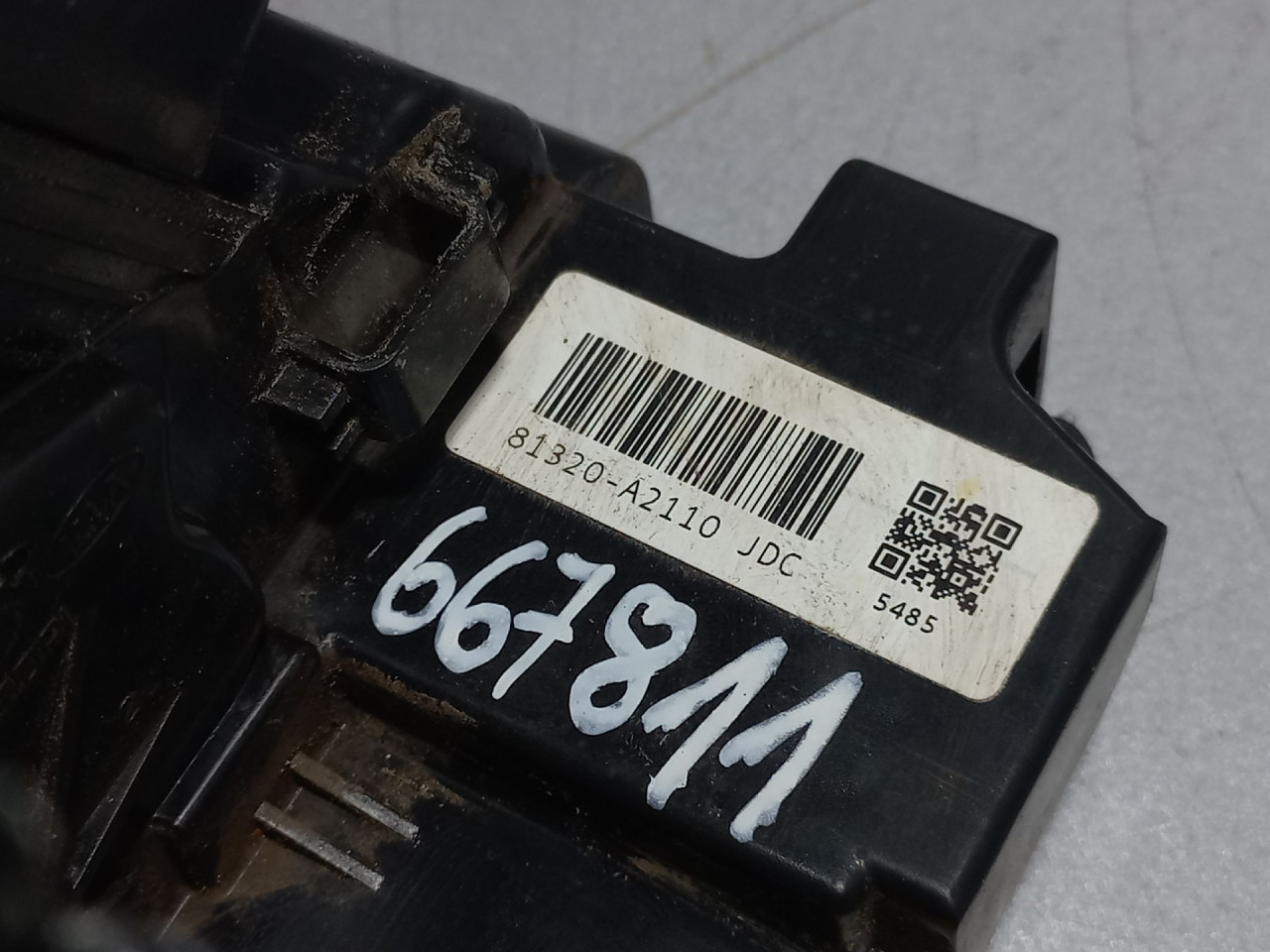 DIJELOVI BRAVA VRATA KIA CEED > 18- 81320A2110