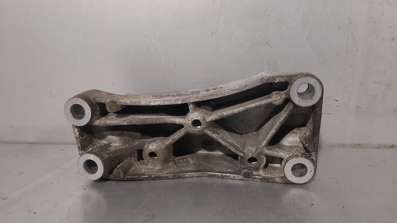 NOSAC MJENJACA VW PASSAT B7 > 10-14 1K0199117AM