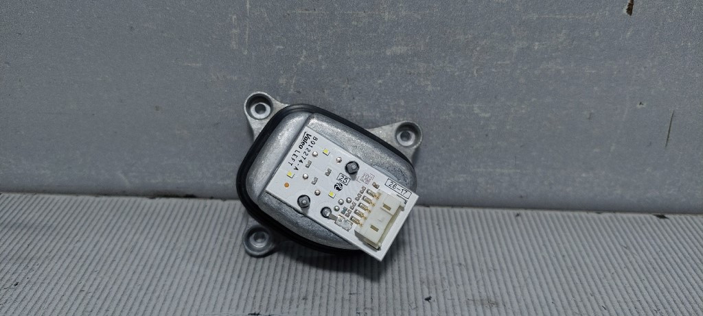 DIJELOVI BALAST FARA SEAT LEON > 17-20 90095777