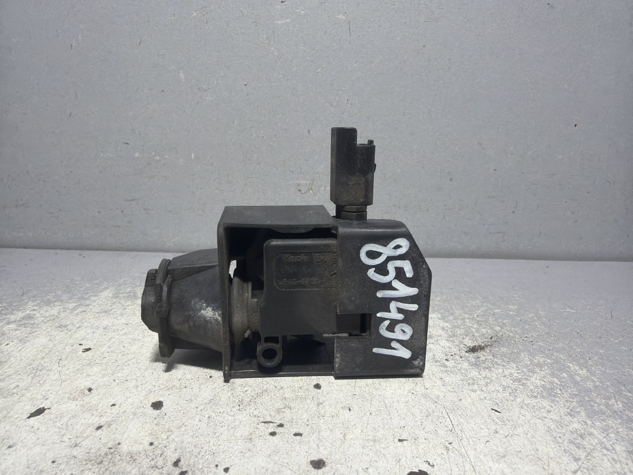 MOTORIC POKLOPCA REZERVOARA PEUGEOT 308 > 13-17 9678313180