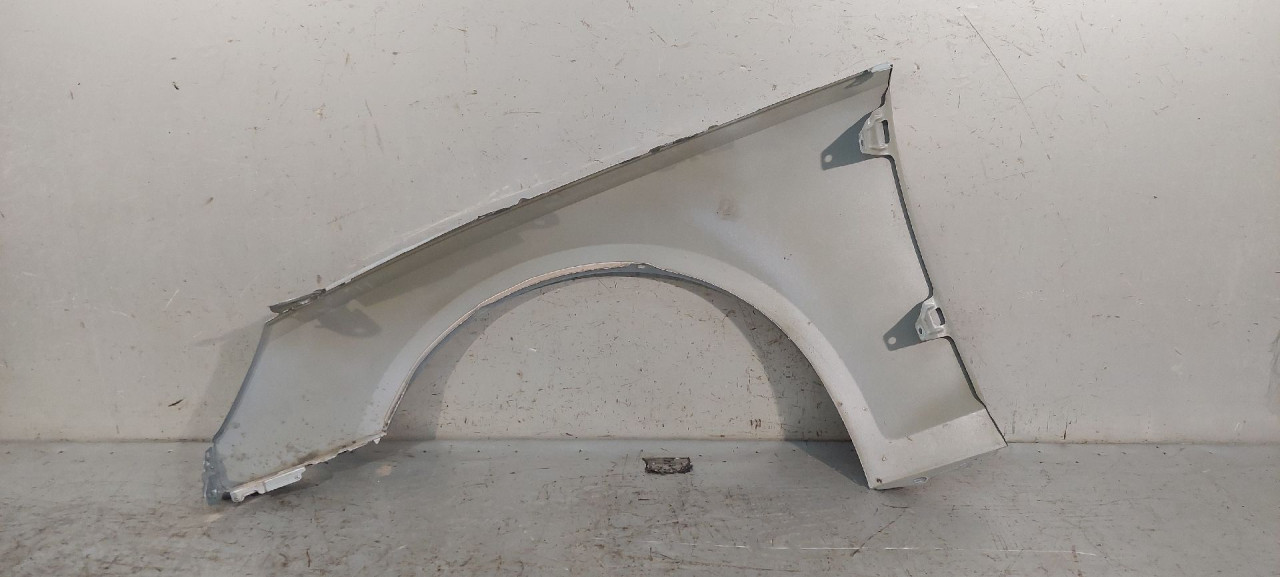 DIJELOVI BLATOBRAN AUDI A4 (B9) > 15-18 8W0821468