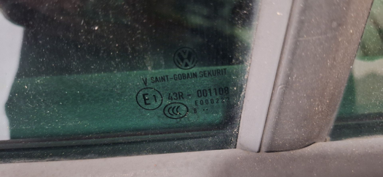 DIJELOVI STAKLO VW GOLF 6 > 08-12 2.0