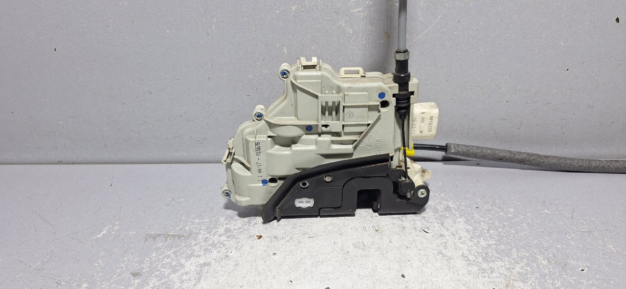 DIJELOVI BRAVA VRATA AUDI Q5 (FY) > 17 - 20  2.0 4G0839015F