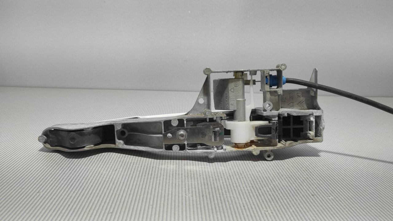 RUCKA VRATA PEUGEOT 207 > 06-09 9680168680