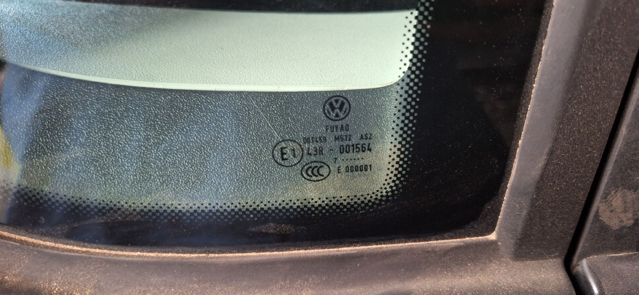 DIJELOVI STAKLO VW TIGUAN > 07-11 2.0
