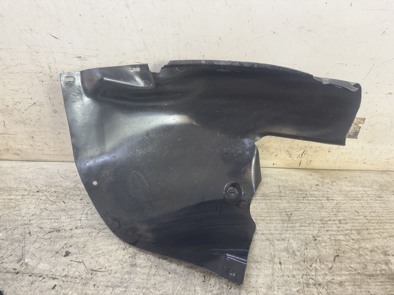 UNUTRASNJI BLATOBRAN VW GOLF 6 > 08-12 5K0805977