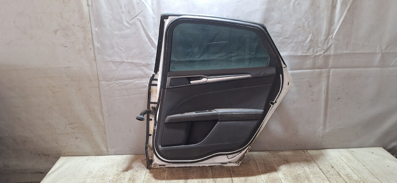 DIJELOVI VRATA FORD MONDEO > 14-19 2.0 2505268