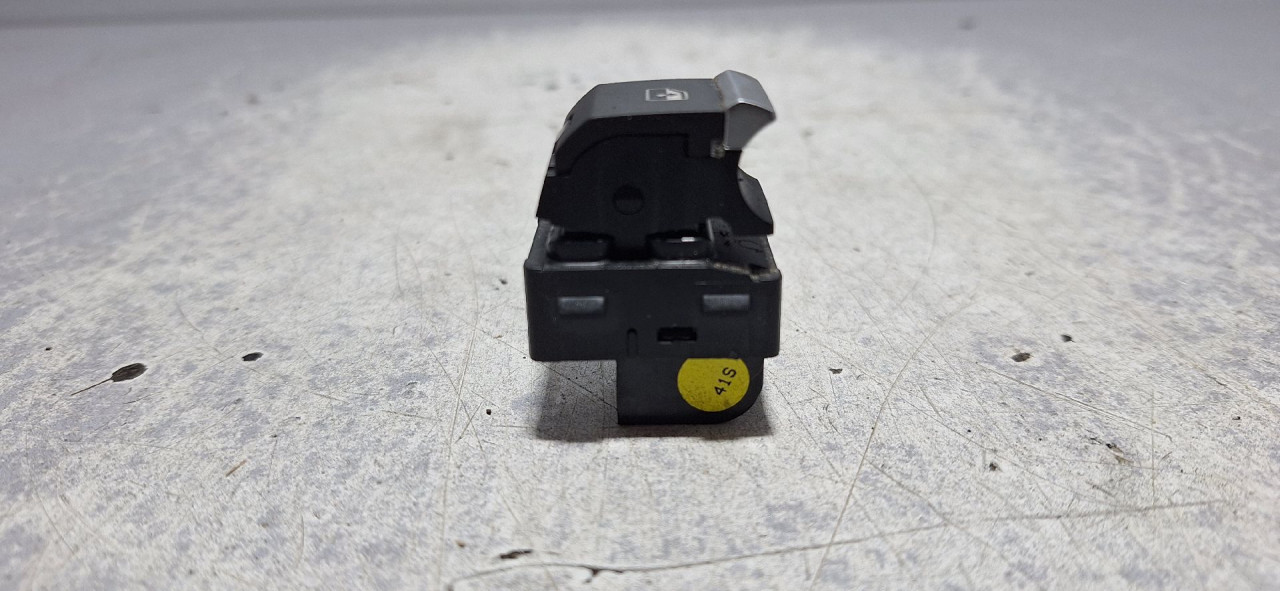 DIJELOVI PREKIDACI PROZORA AUDI Q5 (FY) > 17 - 20  4M0959855