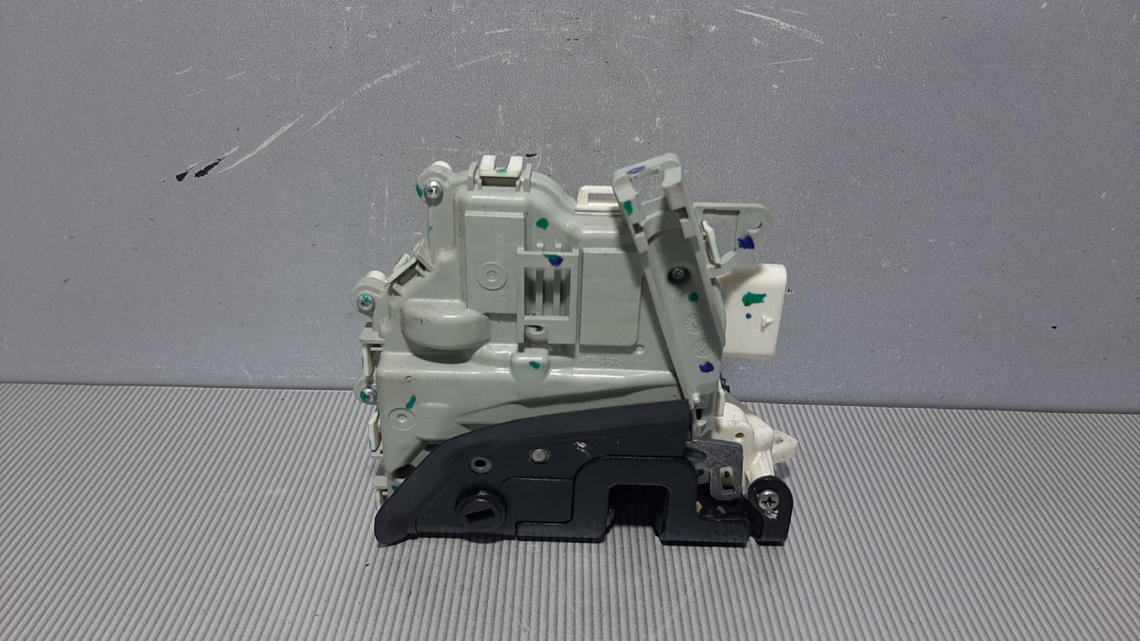 BRAVA VRATA AUDI A4 (B8) > 07-11 8K0839015C