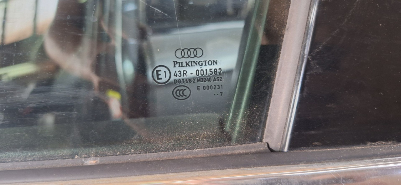 DIJELOVI STAKLO AUDI Q7 (4L) > 06-09 3.0