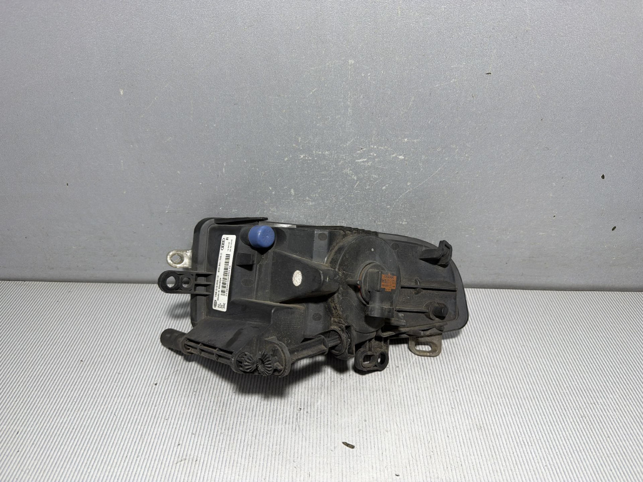 DIJELOVI MAGLENKA AUDI A3 (8V1/8VA) > 12-16 2.0 8V0941700C