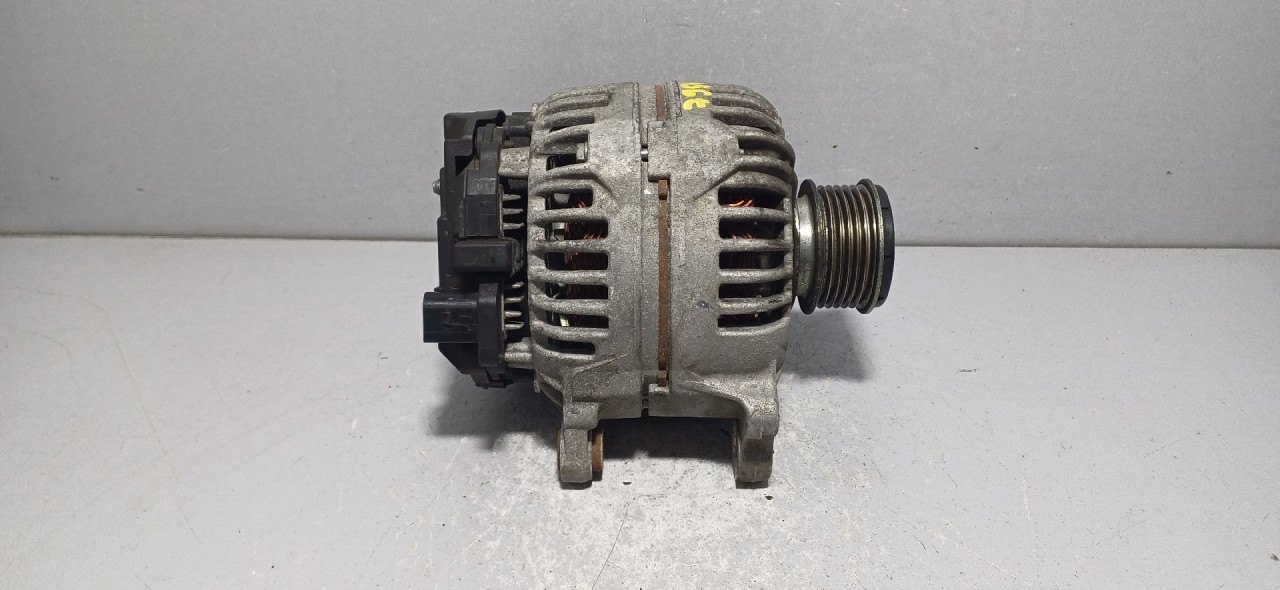 DIJELOVI ALTERNATOR AUDI Q3 > 11-15 03L903023