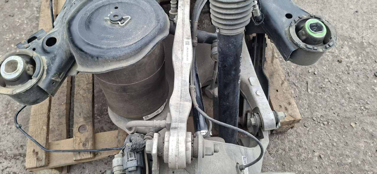 DIJELOVI LAFETA LAND ROVER DEFENDER (L663) > 19-