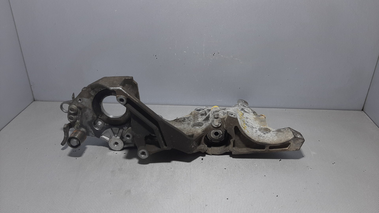 NOSAC ALTERNATORA VW POLO > 09-14 03L903143Q