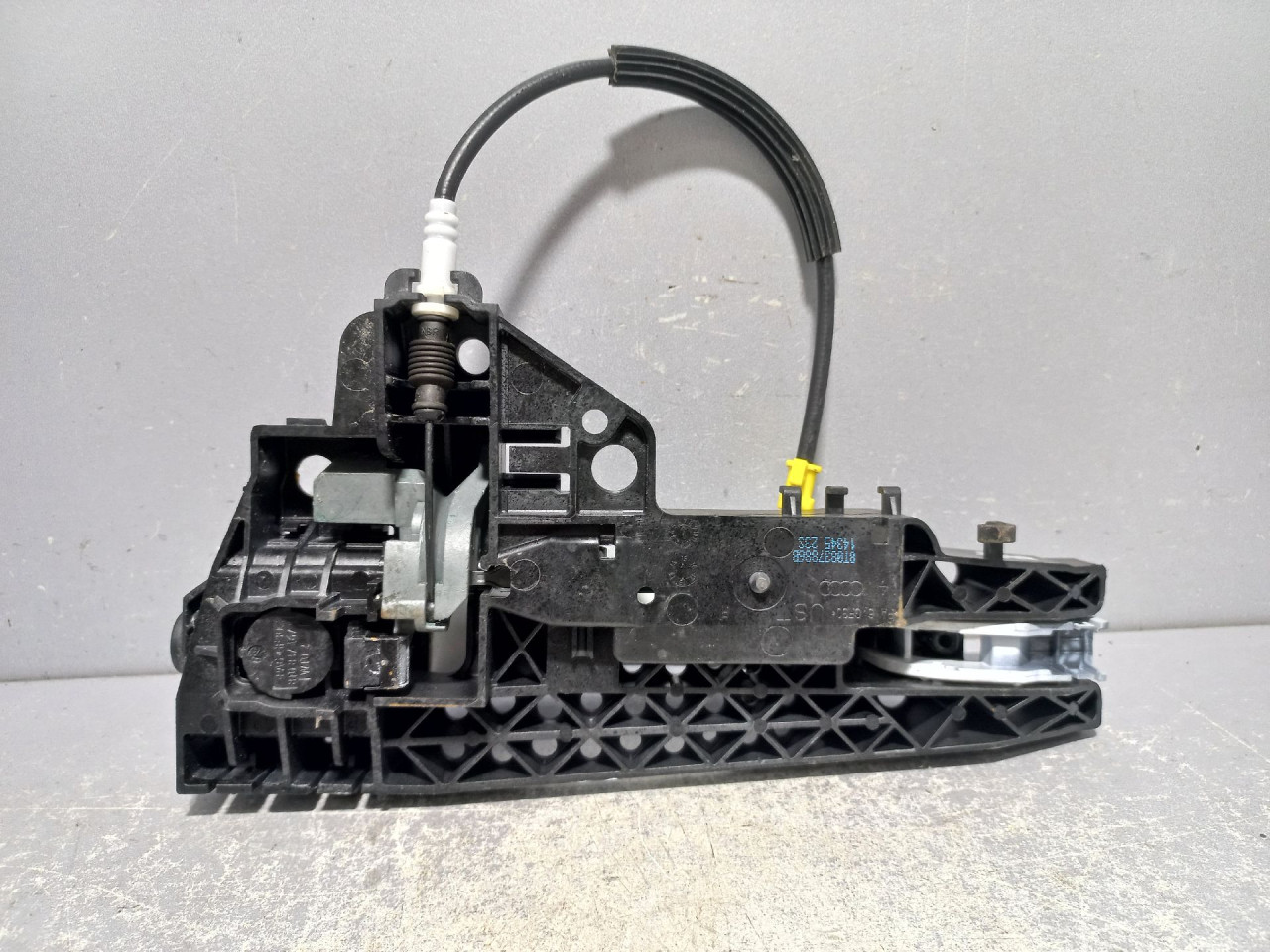 RUCKA VRATA AUDI A4 (B8) > 07-11 8T0837886B