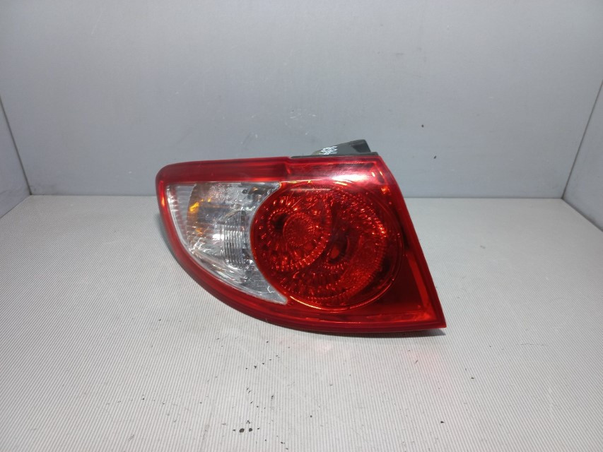 STOP SVJETLO HYUNDAI SANTA FE > 06-09 924012B000