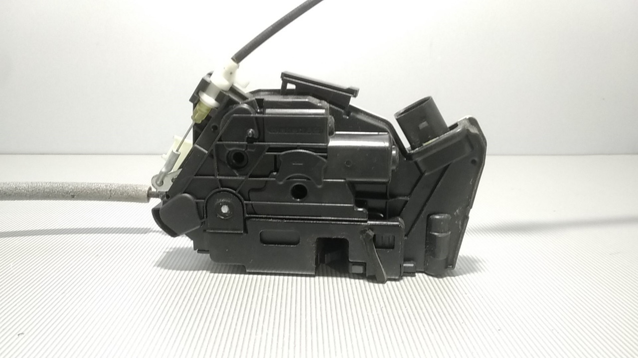 BRAVA VRATA VW PASSAT CC > 08-11 5N1837016C