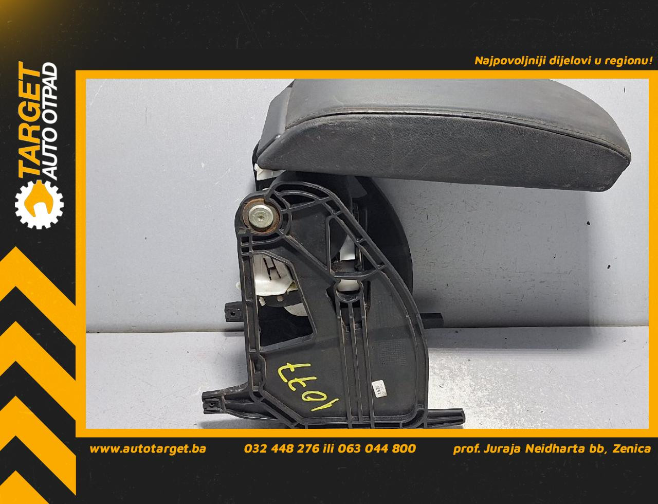 DIJELOVI NASLONJAC ZA RUKU SKODA OCTAVIA > 13-16 2.0 5E0864207