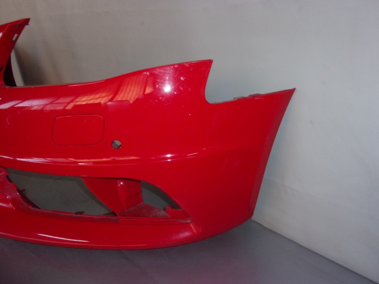 DIJELOVI BRANIK AUDI A4 (B8) > 07-11 8K0807437D