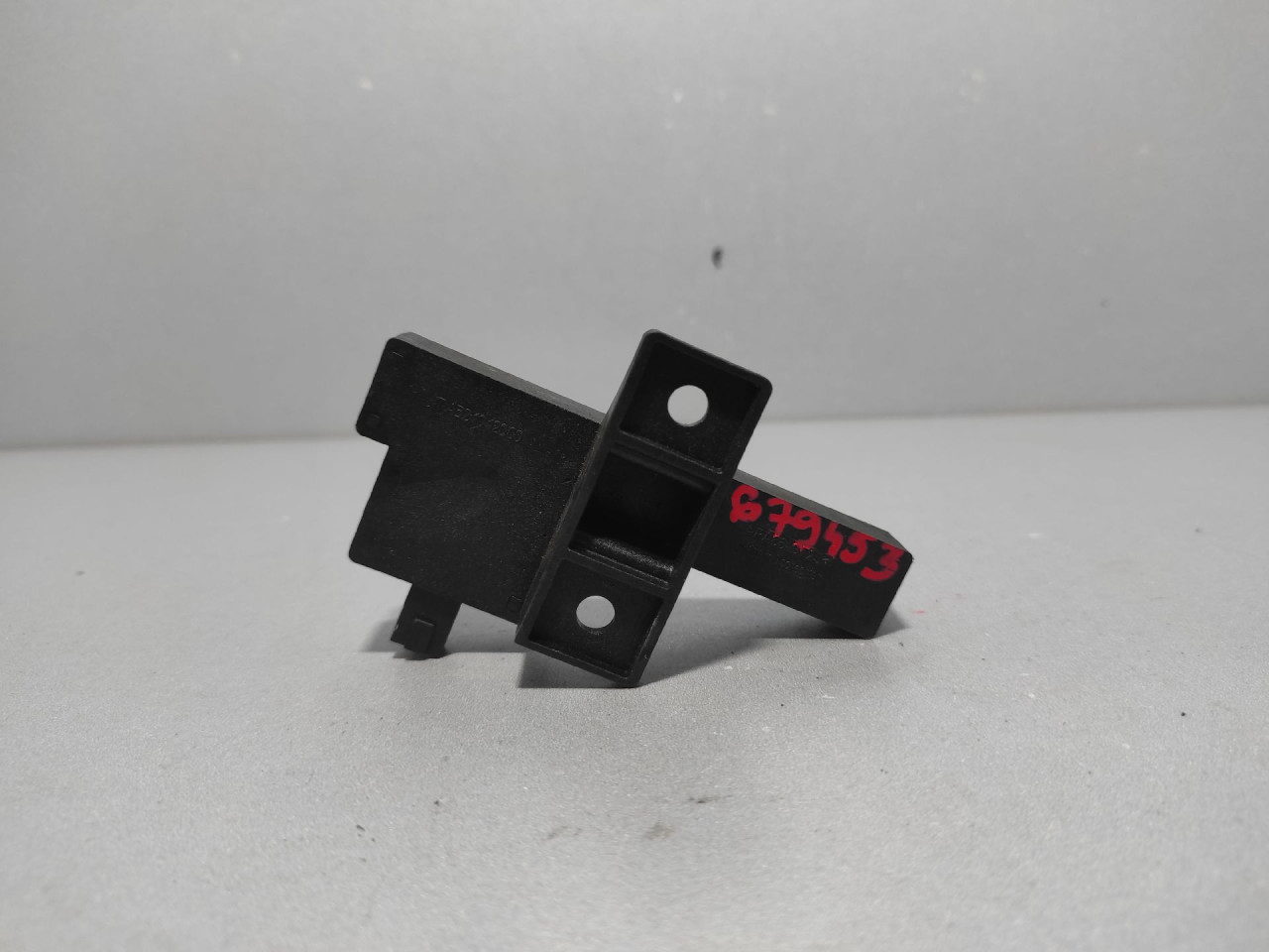 DIJELOVI ANTENA VW TOUAREG > 11-14 8K0907247