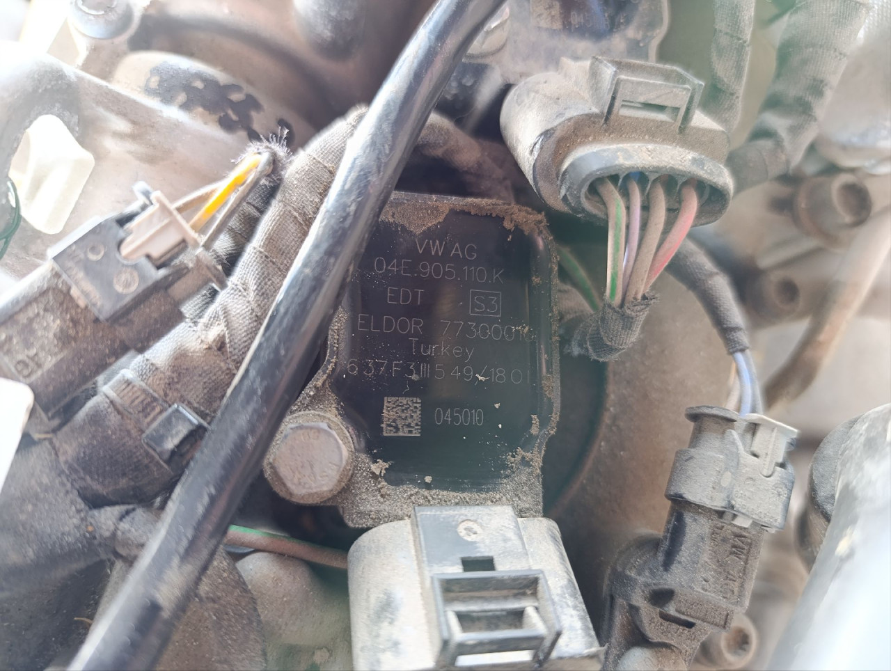 DIJELOVI BOMBINA SKODA FABIA > 18- 04E905110K