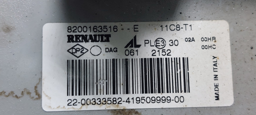 DIJELOVI FAR RENAULT MASTER > 04-09 8200163516