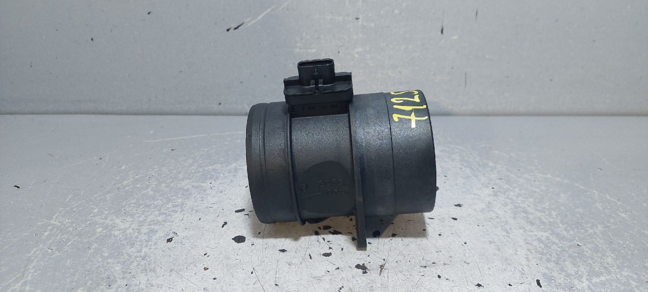 DIJELOVI PROTOK ZRAKA AUDI A4 (B8) > 12-15 03L906461A
