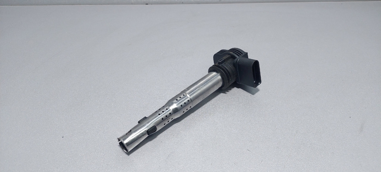 DIJELOVI BOMBINA AUDI A6 > 04-08 07K905715A