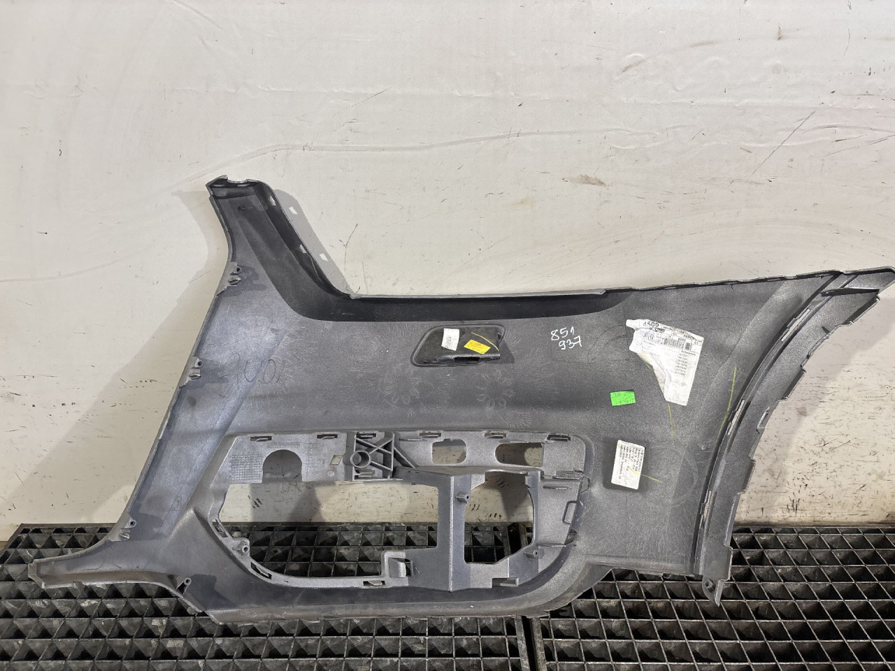DIJELOVI PLASTIKA BRANIKA AUDI Q3 > 11-15 8U0807438B