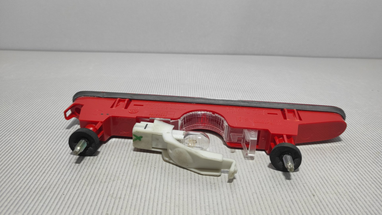 TRECE STOP SVJETLO PEUGEOT PARTNER > 15-18 968283018000