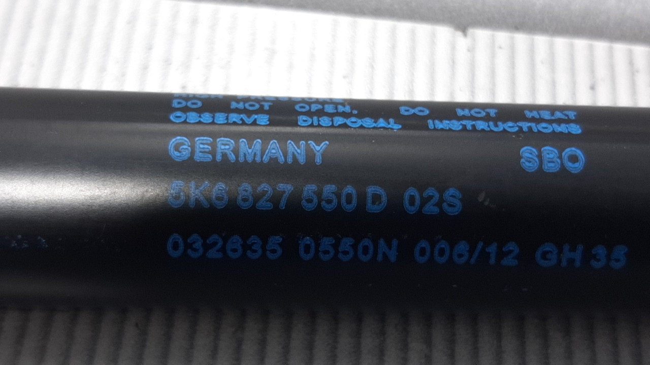 AMORTIZER GEPEKA VW GOLF 6 > 08-12 5K6827550D