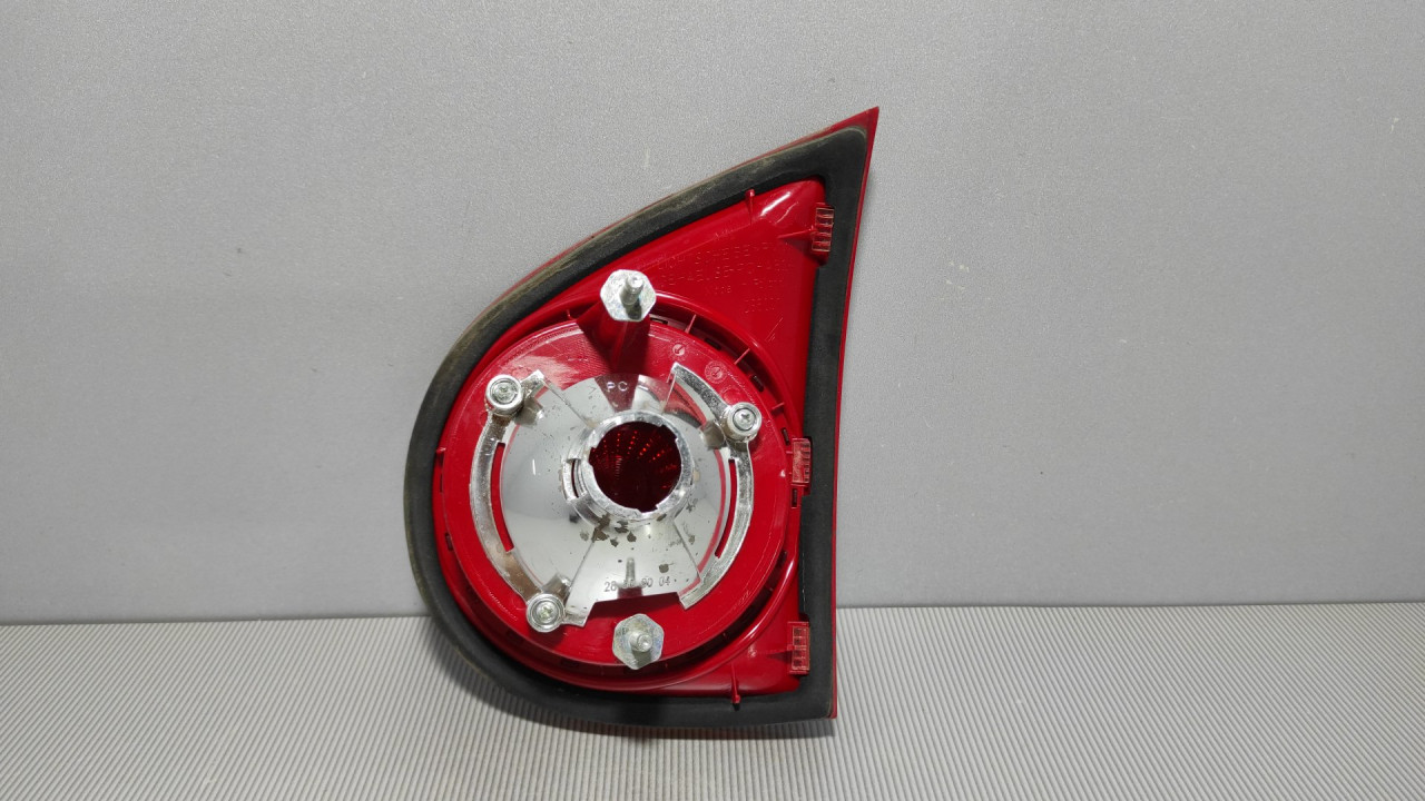 DIJELOVI STOP SVJETLO VW GOLF 5 > 03-08 1K6945093E