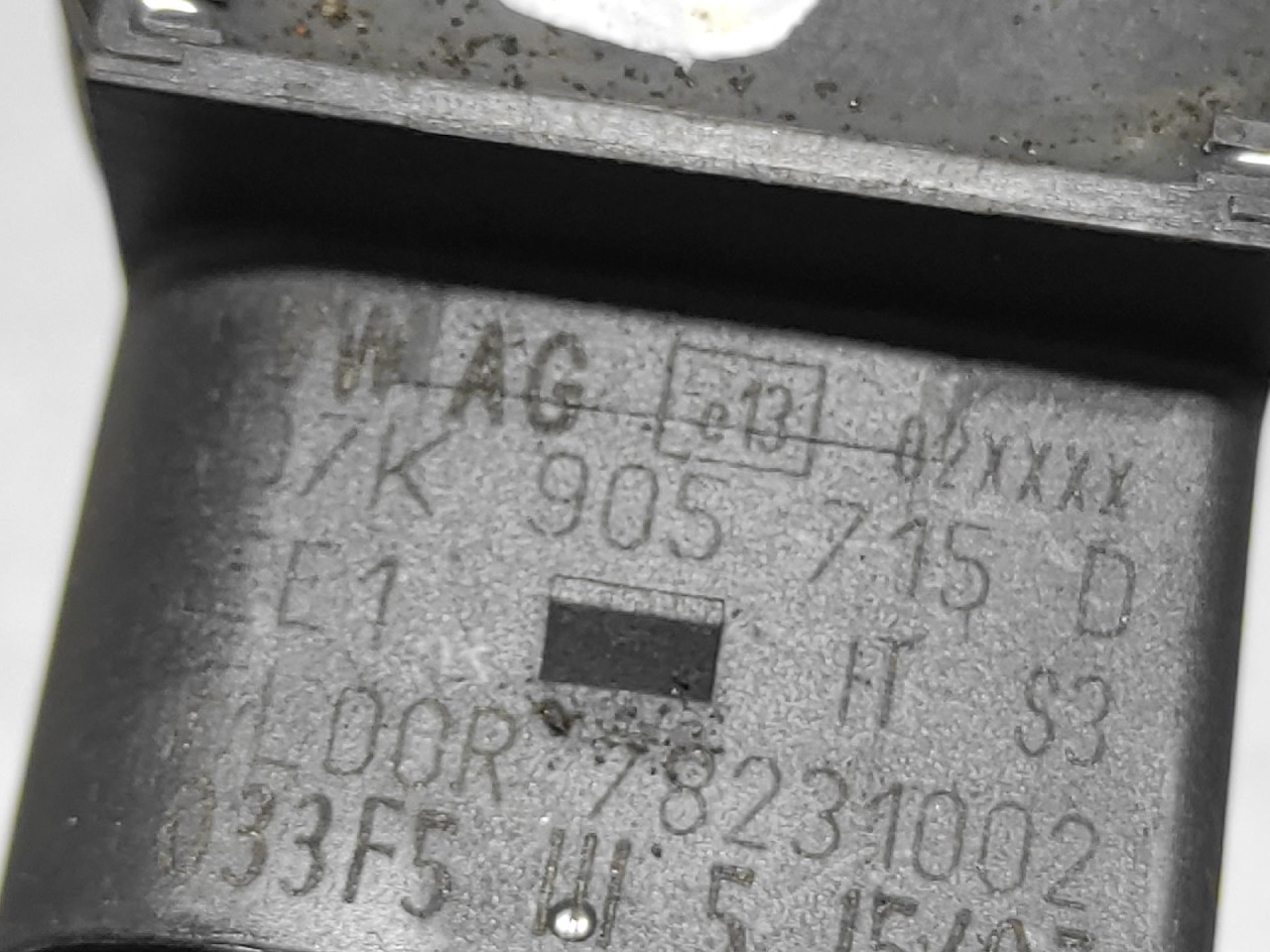 DIJELOVI BOMBINA AUDI A4 (B7) > 04-07 07K905715D